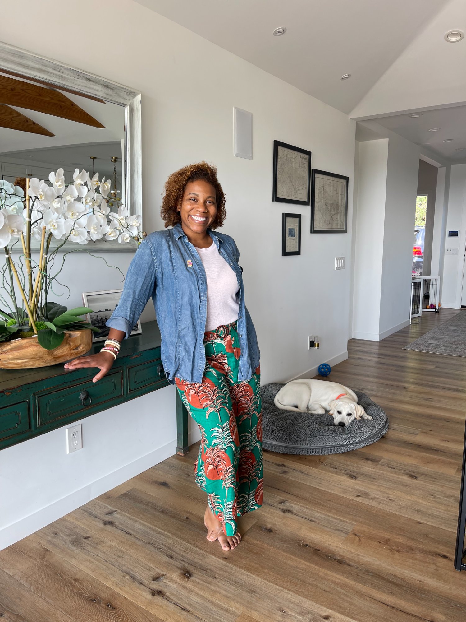 Brandi in a luxury house sit interior